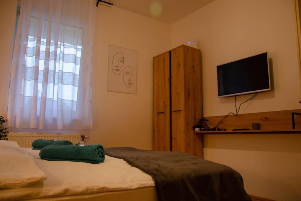 Studio 41 Novi Sad Luaran gambar