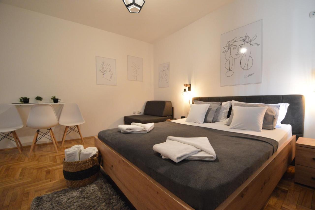 Studio 41 Novi Sad Luaran gambar