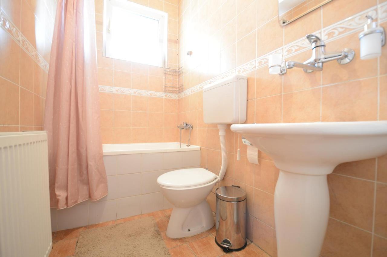 Studio 41 Novi Sad Luaran gambar
